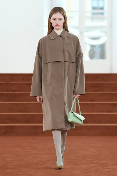Look 47